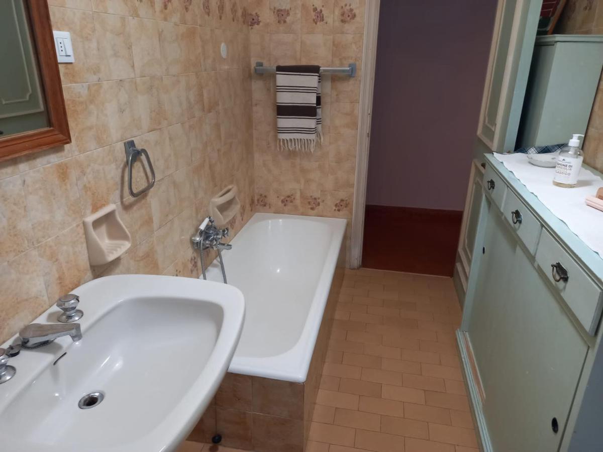 Casa Vacanza Villa Patrizia Follo Alto Экстерьер фото