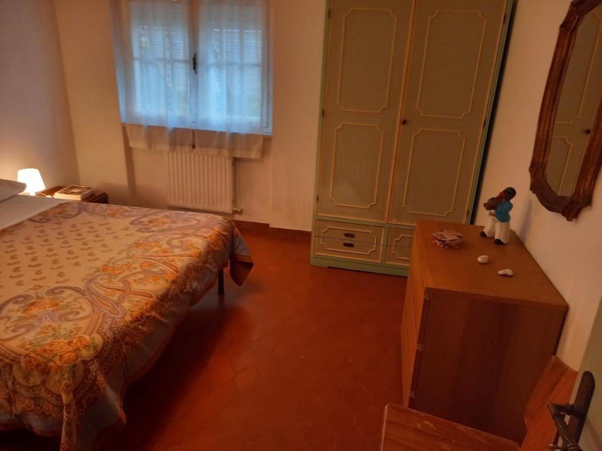 Casa Vacanza Villa Patrizia Follo Alto Экстерьер фото